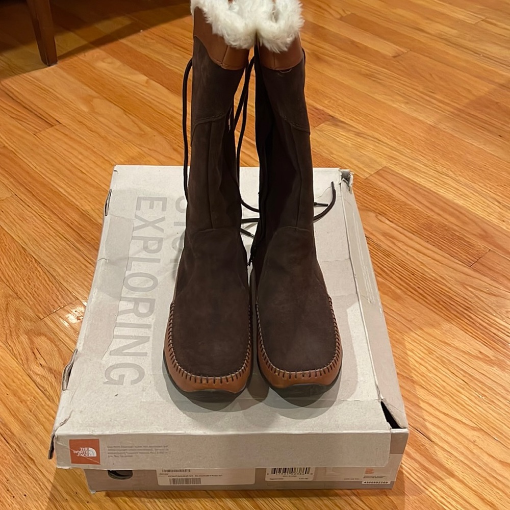 North Face dark brown boots used once